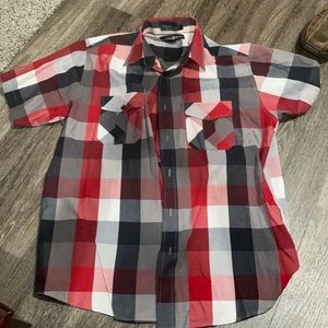 Large men’s short sleeve button down shirt